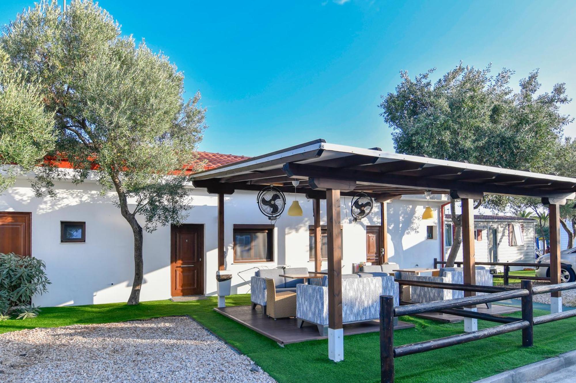 Camping Castello نيوس مارماراس الغرفة الصورة