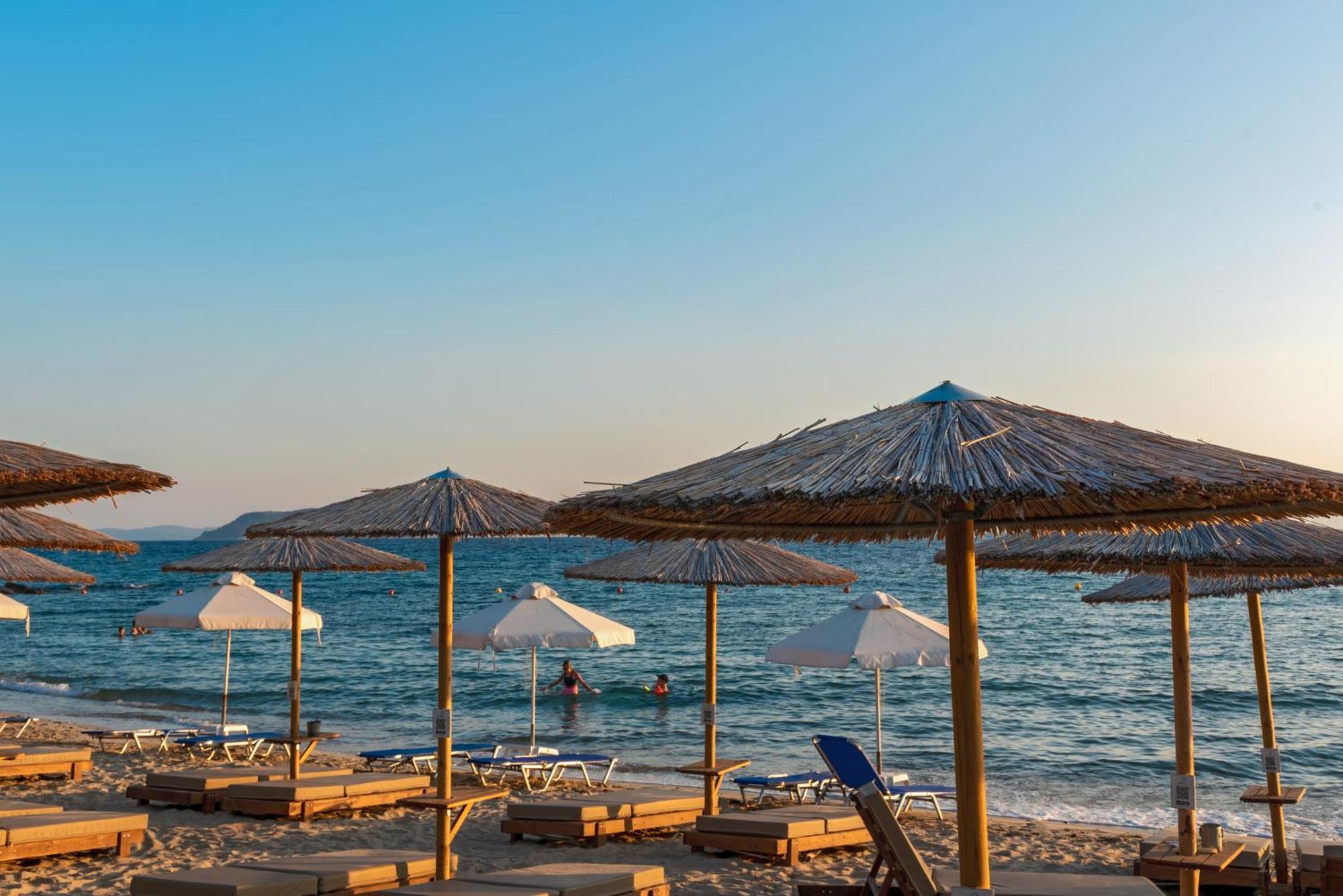 Camping Castello نيوس مارماراس المظهر الخارجي الصورة