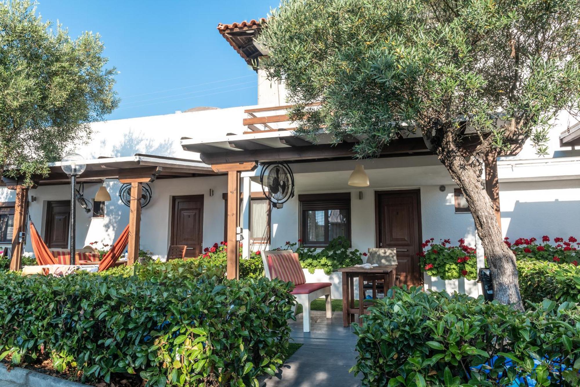 Camping Castello نيوس مارماراس المظهر الخارجي الصورة