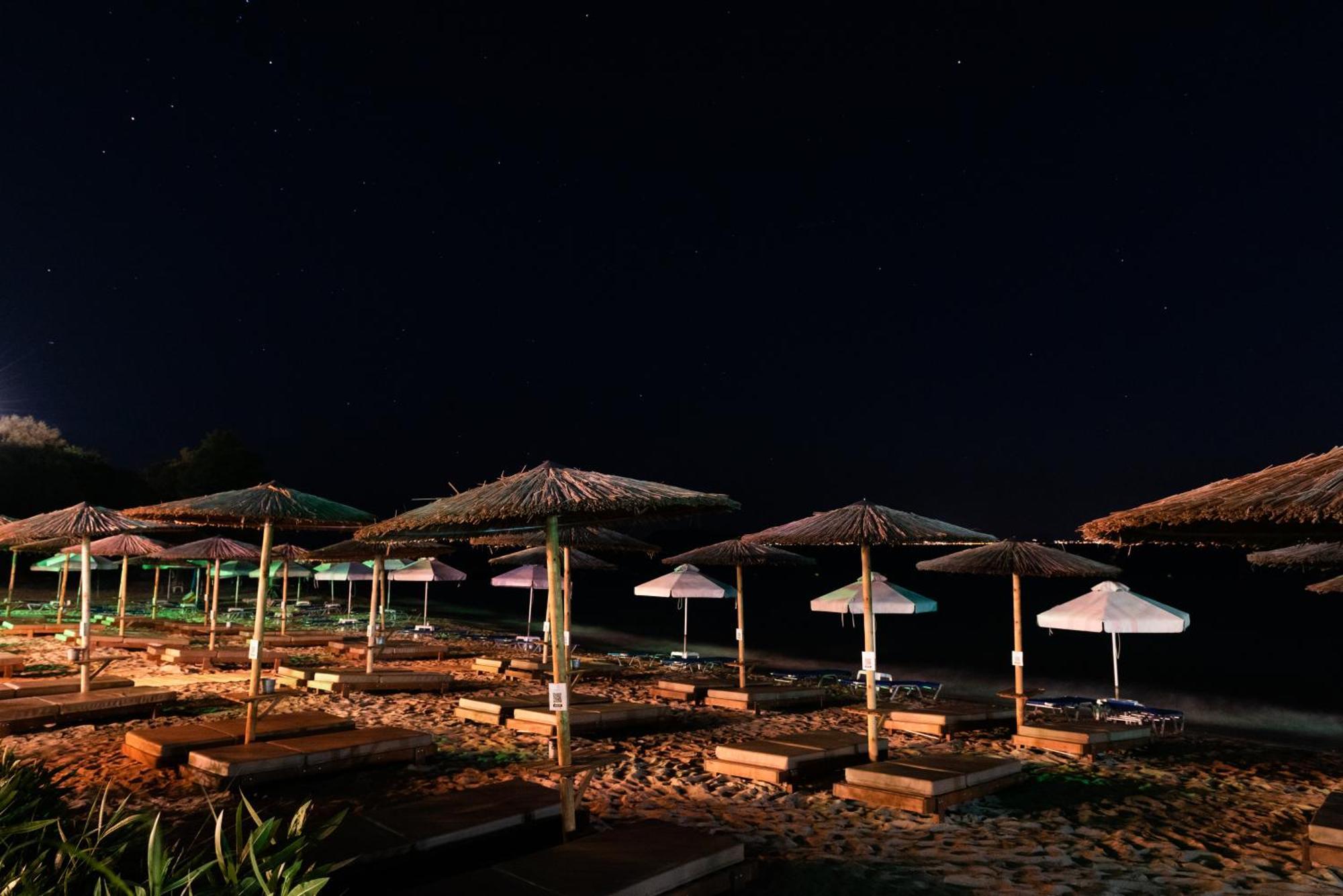 Camping Castello نيوس مارماراس المظهر الخارجي الصورة