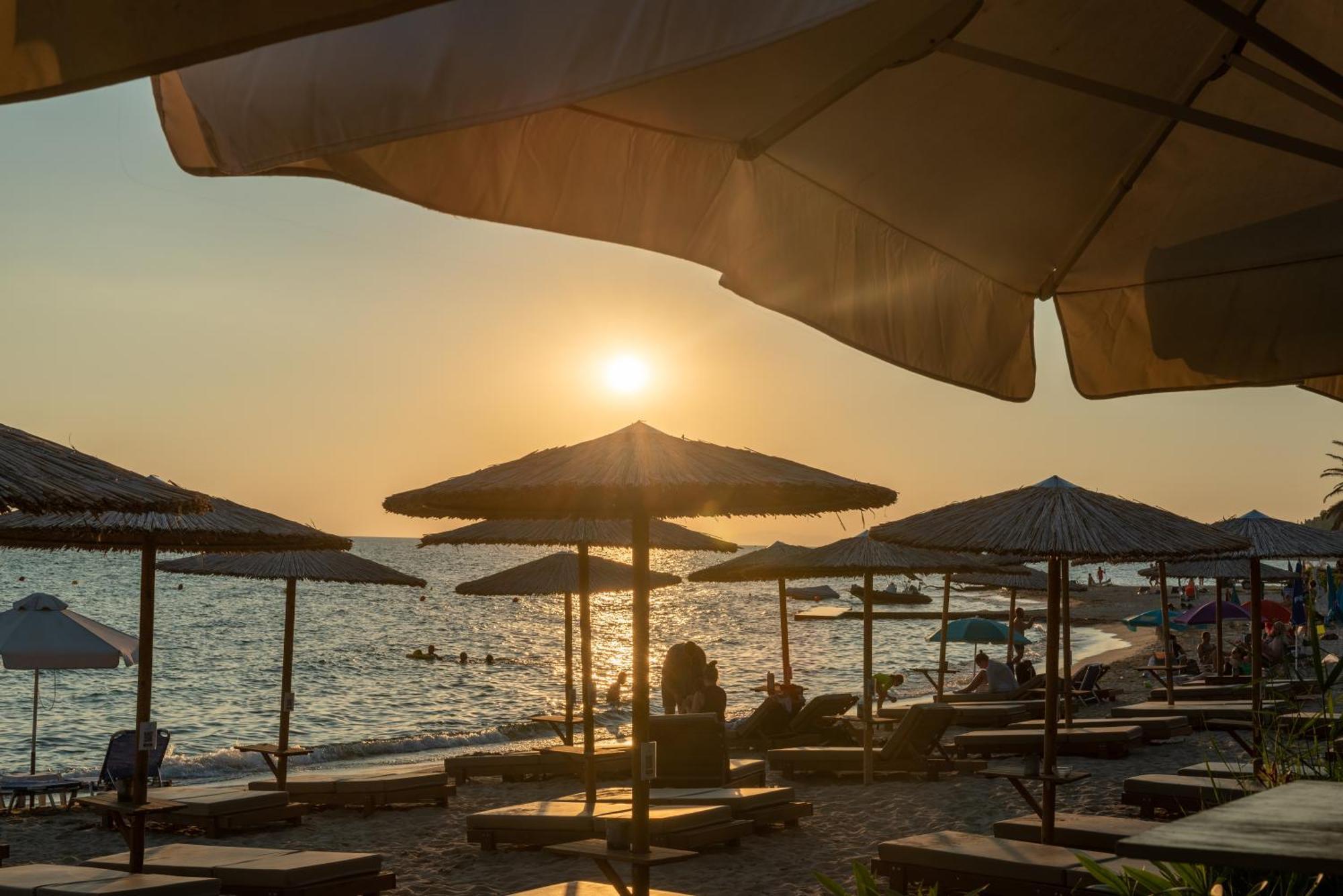 Camping Castello نيوس مارماراس المظهر الخارجي الصورة