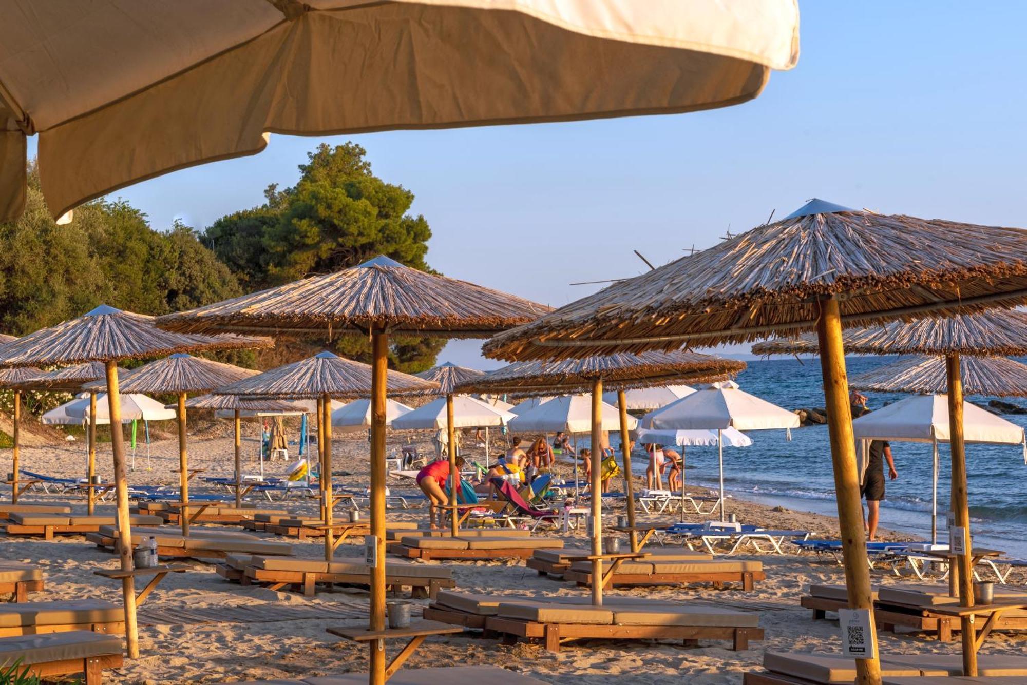 Camping Castello نيوس مارماراس المظهر الخارجي الصورة